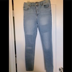 Express Jean legging high rise.